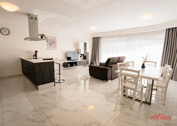 Mensija Valley And * Saint Julian's