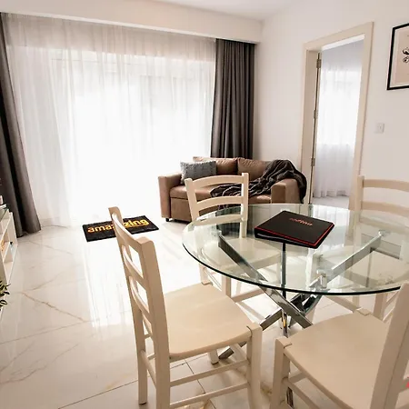 Mensija Valley Suites And Apartments Daire Saint Julian's