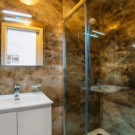 Mensija Valley And Apartman San Ġiljan