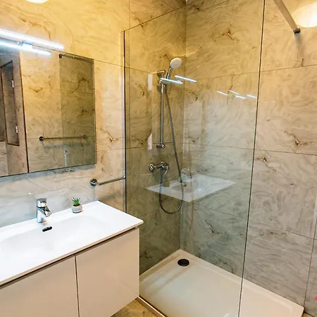 Mensija Valley And Apartman *