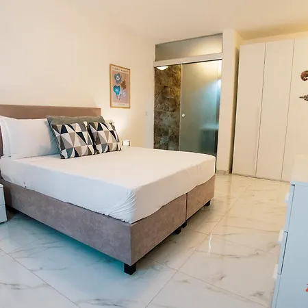 Mensija Valley And San Ġiljan