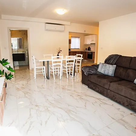 Mensija Valley And Appartement San Ġiljan