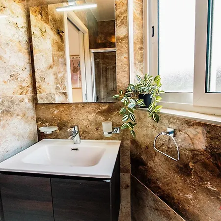 Mensija Valley And Appartement *