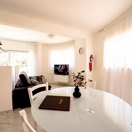 Mensija Valley And Appartement *