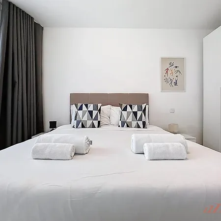 Mensija Valley And * Saint Julian's