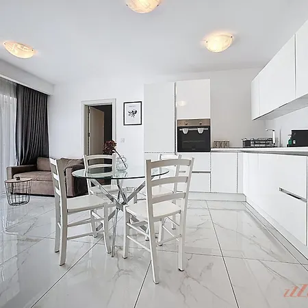 Mensija Valley And 아파트